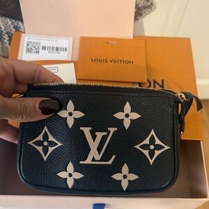 Louis Vuitton Black Monogram